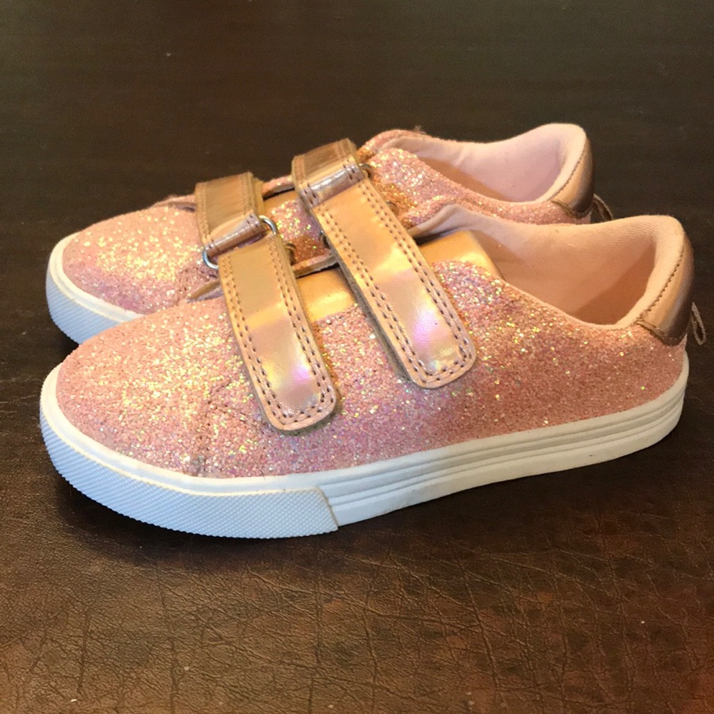 OshKosh Sparkle Sneakers - Little Girls size 11.